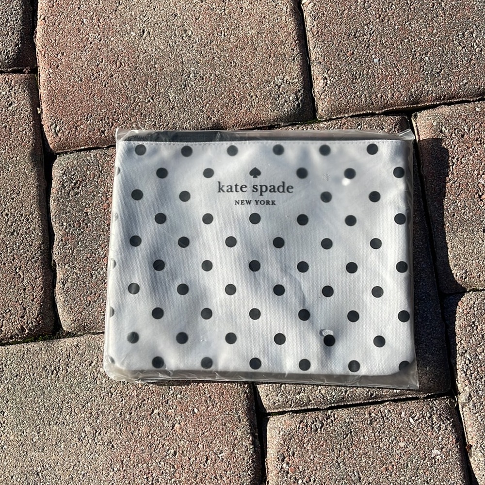 Kate Spade Large Canvas Polka Dot Zip Pouch - Picture 5 of 16